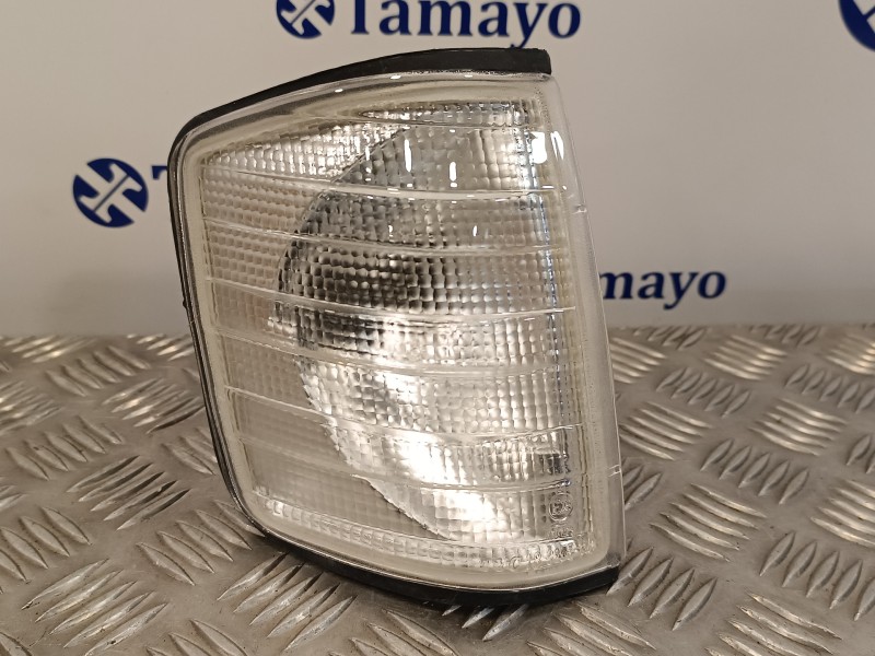 Recambio de piloto delantero derecho para mercedes-benz clase c (w201) berlina referencia OEM IAM OE 218260143 RN ME0214015