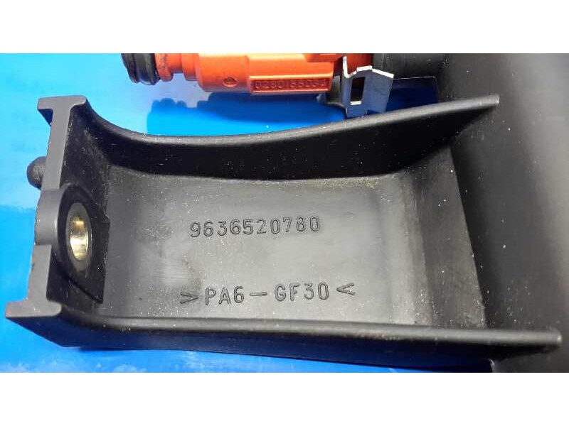 Recambio de rampa inyectora para peugeot 307 (s1) 1.6 16v cat referencia OEM IAM 9636520780  F02869