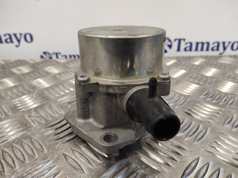 Recambio de depresor freno / bomba vacio para dacia sandero referencia OEM IAM 7006730302  8201005306B