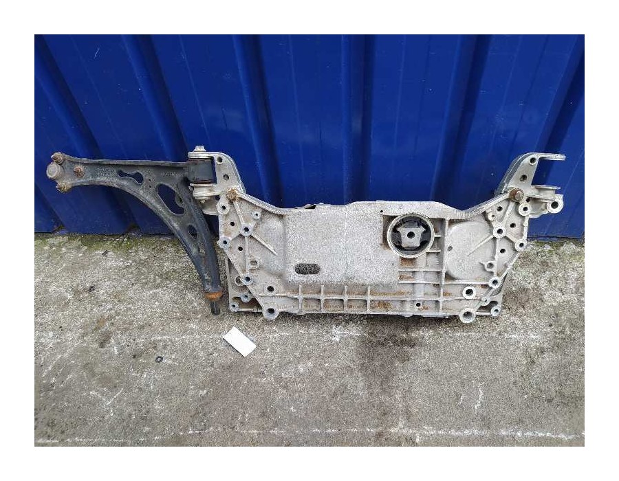 Recambio de puente delantero para volkswagen golf vi (5k1) 1.6 tdi dpf referencia OEM IAM 1K0199369F 1K0199295E 1K0199296E