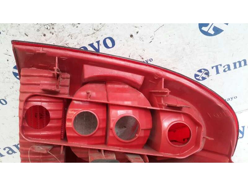 Recambio de piloto trasero derecho para renault clio ii fase i (b/cbo) referencia OEM IAM  137833 VALEO