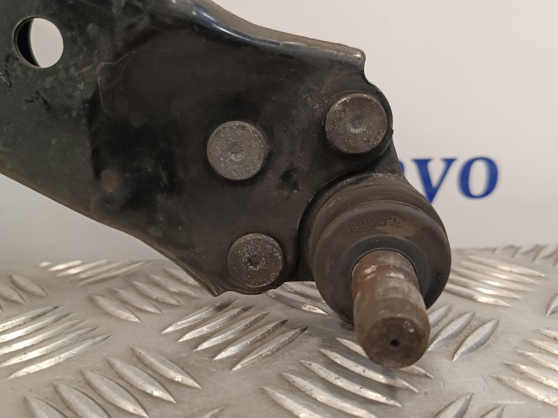 Recambio de brazo suspension inferior delantero derecho para opel mokka 1.6 cdti dpf referencia OEM IAM   