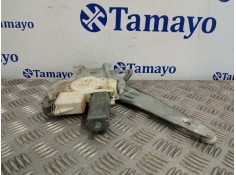 Recambio de elevalunas trasero izquierdo para toyota avensis wagon (t25) referencia OEM IAM 0130822031  992045100 2