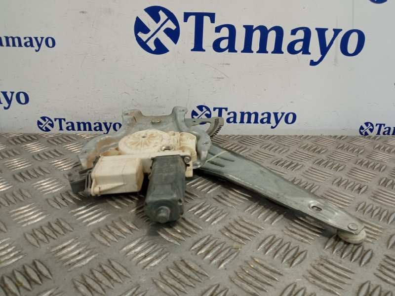 Recambio de elevalunas trasero izquierdo para toyota avensis wagon (t25) referencia OEM IAM 0130822031  992045100