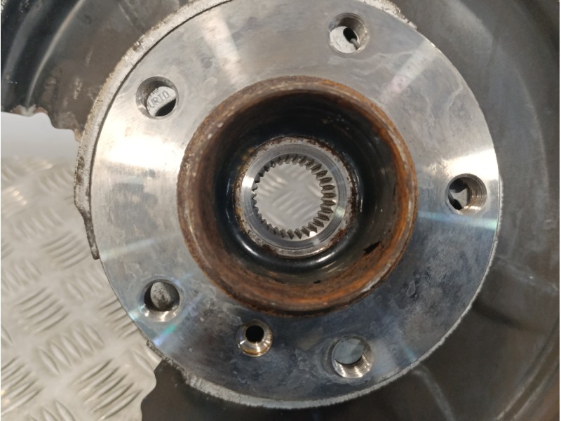 Recambio de mangueta trasera izquierda para bmw x3 (e83) 3.0 turbodiesel cat referencia OEM IAM 341325101  