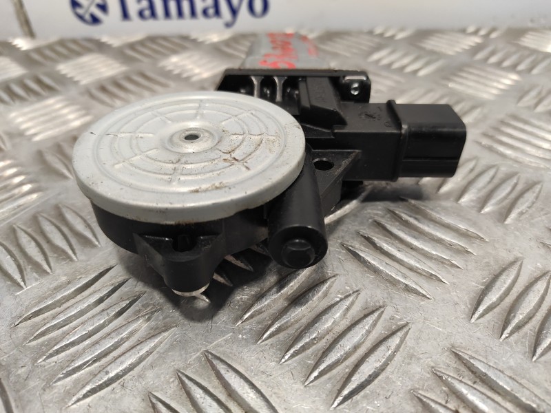 Recambio de motor elevalunas trasero derecho para subaru xv 2.0 cat referencia OEM IAM   