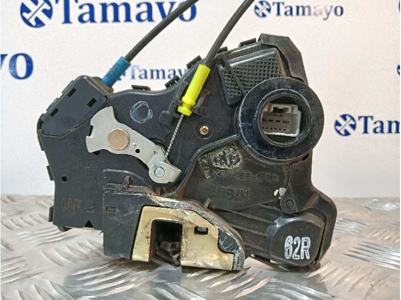 Recambio de cerradura puerta delantera derecha para toyota avensis wagon (t25) referencia OEM IAM 50594A2  