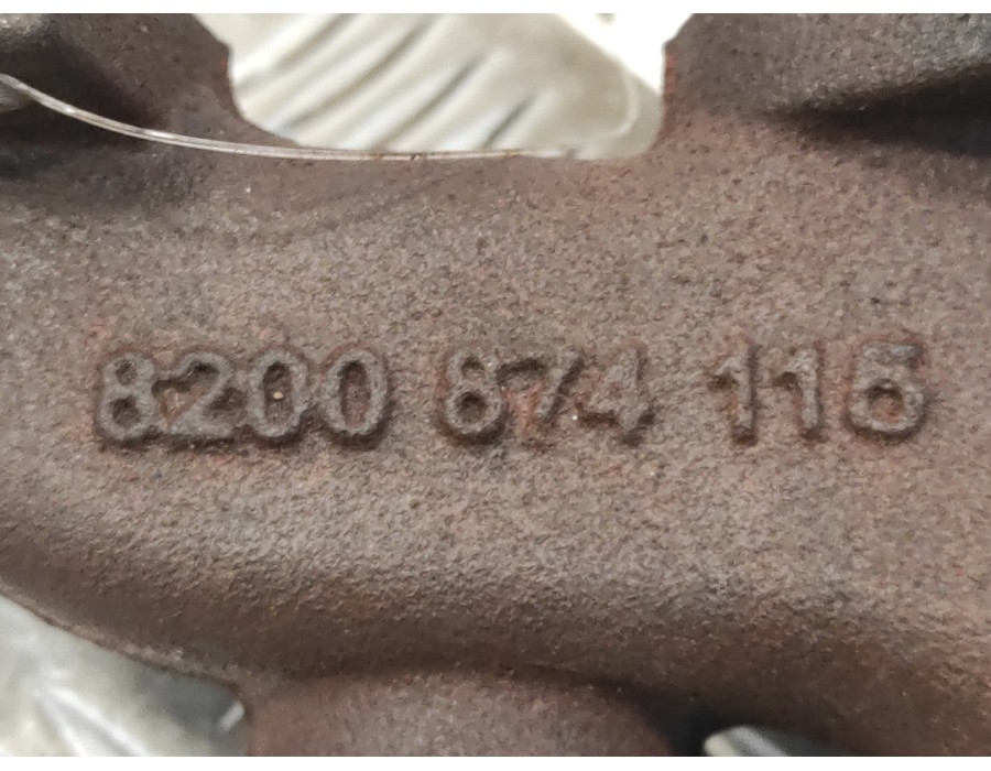 Recambio de colector escape para renault megane iii berlina 5 p 1.5 dci diesel fap referencia OEM IAM 8200874115  