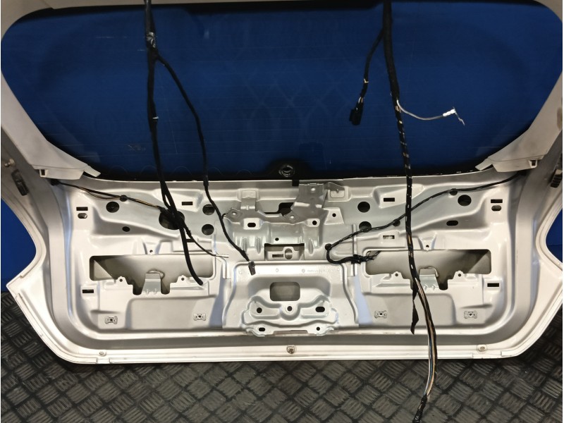 Recambio de porton trasero para ford focus lim. (cb8) 1.6 tdci cat referencia OEM IAM   