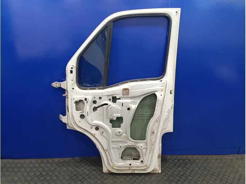 Recambio de puerta delantera derecha para opel movano 1.9 cdti cat (f9q-772) referencia OEM IAM   