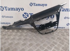 Recambio de moldura para peugeot 208 1.2 12v vti referencia OEM IAM 9673830077  