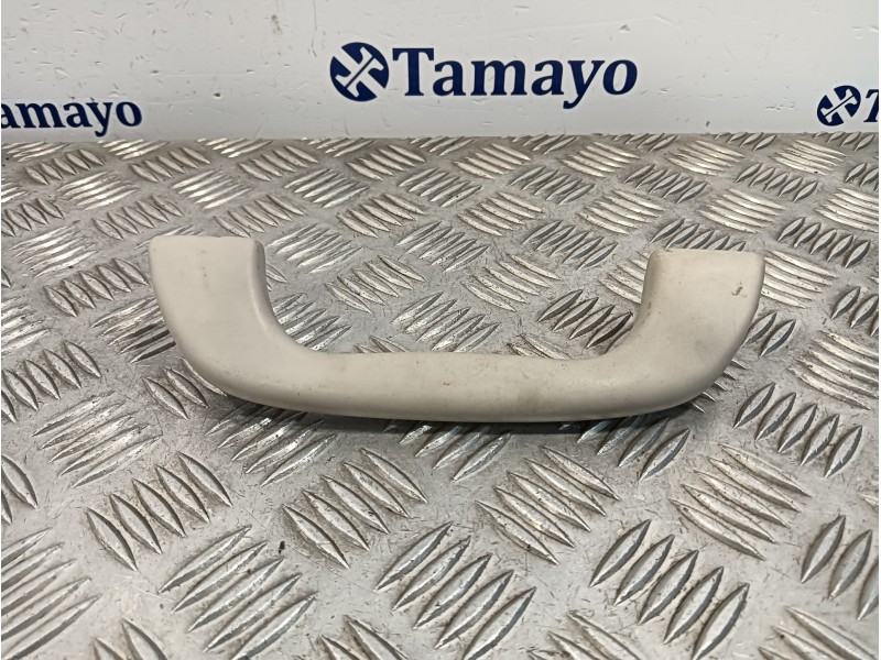 Recambio de asidero delantero derecho para subaru xv 2.0 cat referencia OEM IAM   