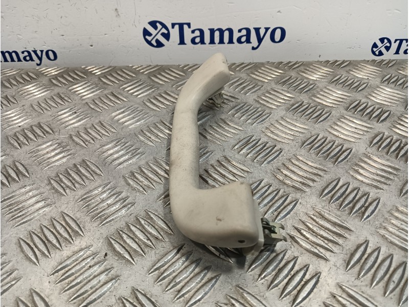 Recambio de asidero delantero derecho para subaru xv 2.0 cat referencia OEM IAM   