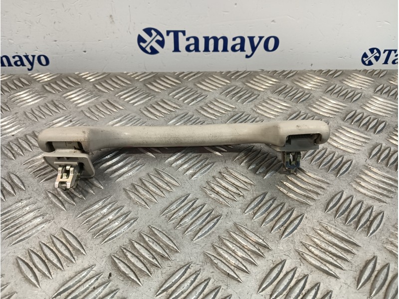 Recambio de asidero delantero derecho para subaru xv 2.0 cat referencia OEM IAM   