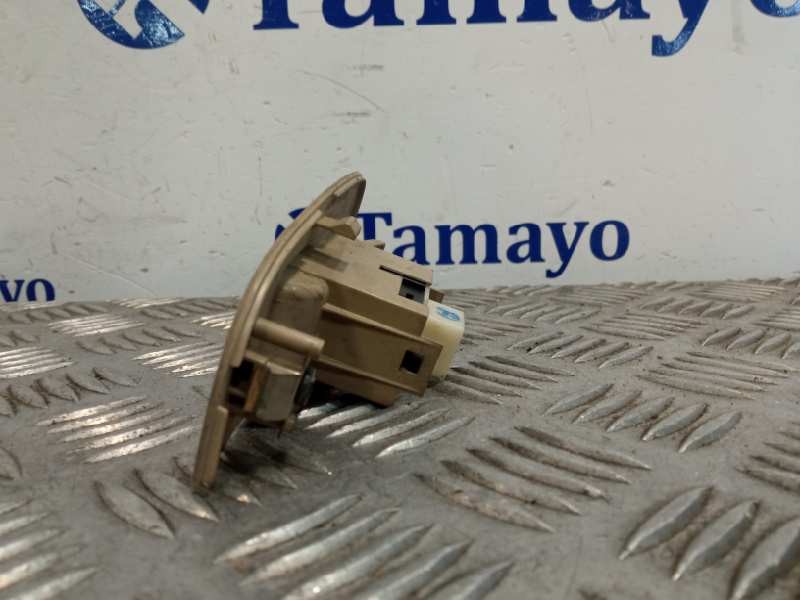 Recambio de mando elevalunas delantero derecho para toyota avensis wagon (t25) referencia OEM IAM   