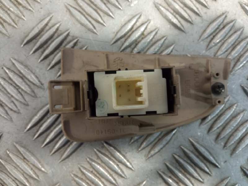 Recambio de mando elevalunas delantero derecho para toyota avensis wagon (t25) referencia OEM IAM   