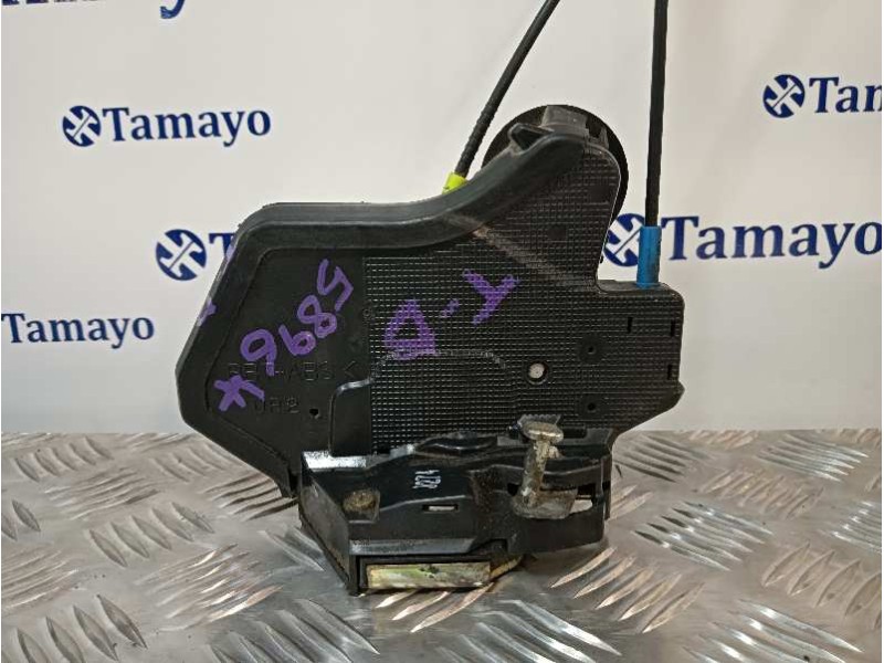 Recambio de cerradura puerta trasera derecha para toyota avensis wagon (t25) referencia OEM IAM   
