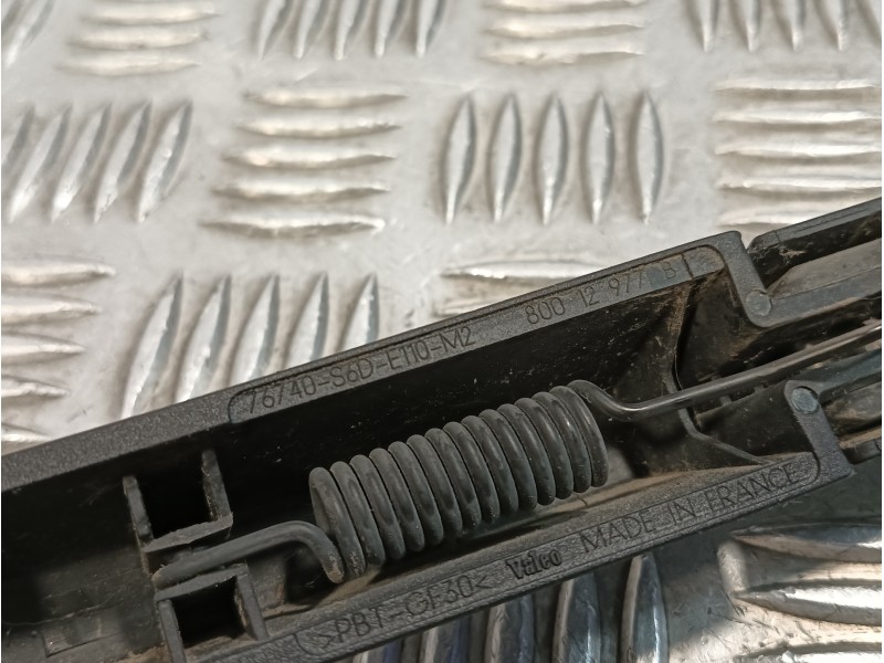 Recambio de brazo limpia trasero para dacia duster 1.6 16v cat referencia OEM IAM 80012977B  
