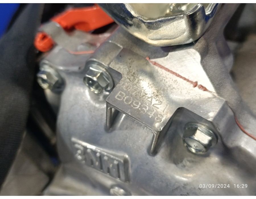 Recambio de caja cambios para toyota rav4 referencia OEM IAM 07VA21  