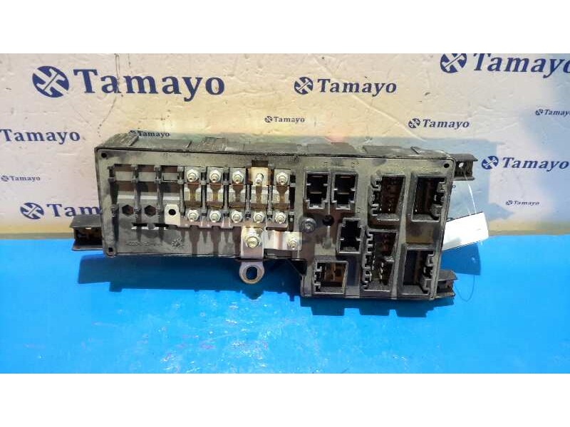 Recambio de caja reles / fusibles para volvo s60 berlina 2.4 diesel cat referencia OEM IAM 518828017  8678449