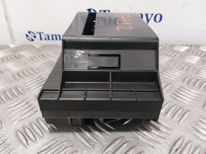 Recambio de soporte para volkswagen touareg (7l6) 3.0 v6 tdi dpf referencia OEM IAM 7L0927131D  