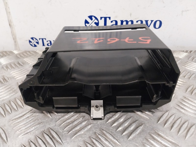 Recambio de soporte para volkswagen touareg (7l6) 3.0 v6 tdi dpf referencia OEM IAM 7L0927131D  