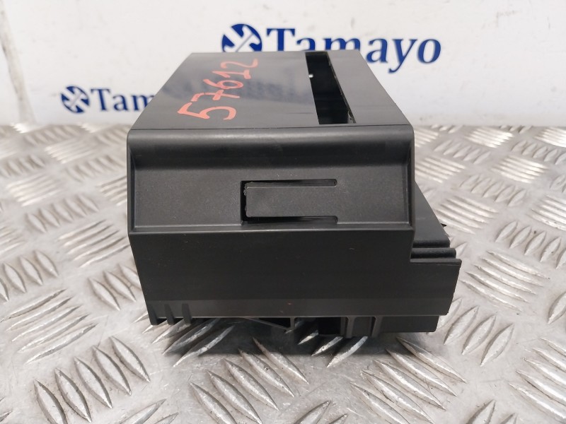 Recambio de soporte para volkswagen touareg (7l6) 3.0 v6 tdi dpf referencia OEM IAM 7L0927131D  