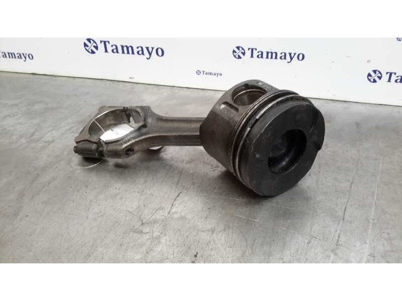 Recambio de piston para mercedes-benz sprinter 02.00  caja cerrada 2.2 cdi cat referencia OEM IAM 611981  