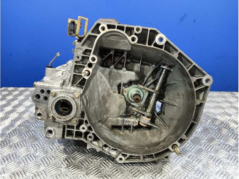 Recambio de caja cambios para alfa romeo 147 (190) 1.9 jtd distinctive referencia OEM IAM   