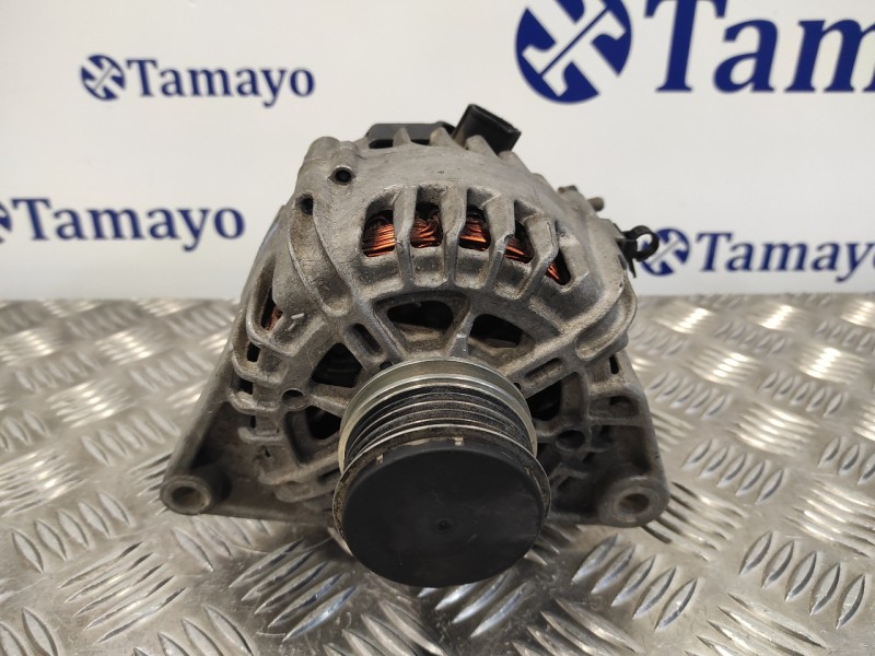 Recambio de alternador para kia cee´d 1.6 crdi cat referencia OEM IAM 373002A600 143132 TG12C090