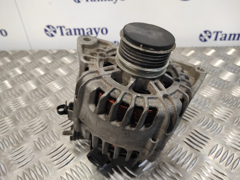 Recambio de alternador para kia cee´d 1.6 crdi cat referencia OEM IAM 373002A600 143132 TG12C090