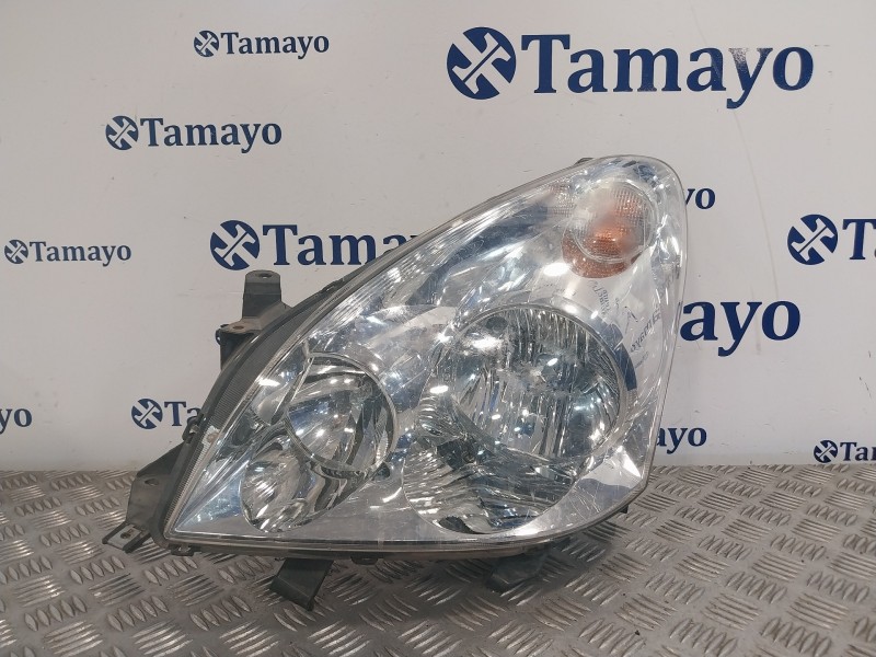 Recambio de faro izquierdo para toyota corolla verso (r1) referencia OEM IAM   