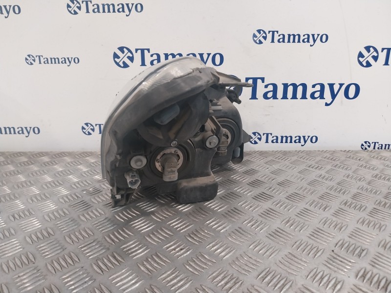 Recambio de faro izquierdo para toyota corolla verso (r1) referencia OEM IAM   