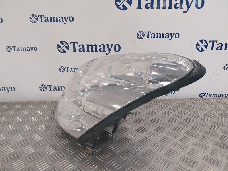 Recambio de faro izquierdo para toyota corolla verso (r1) referencia OEM IAM   