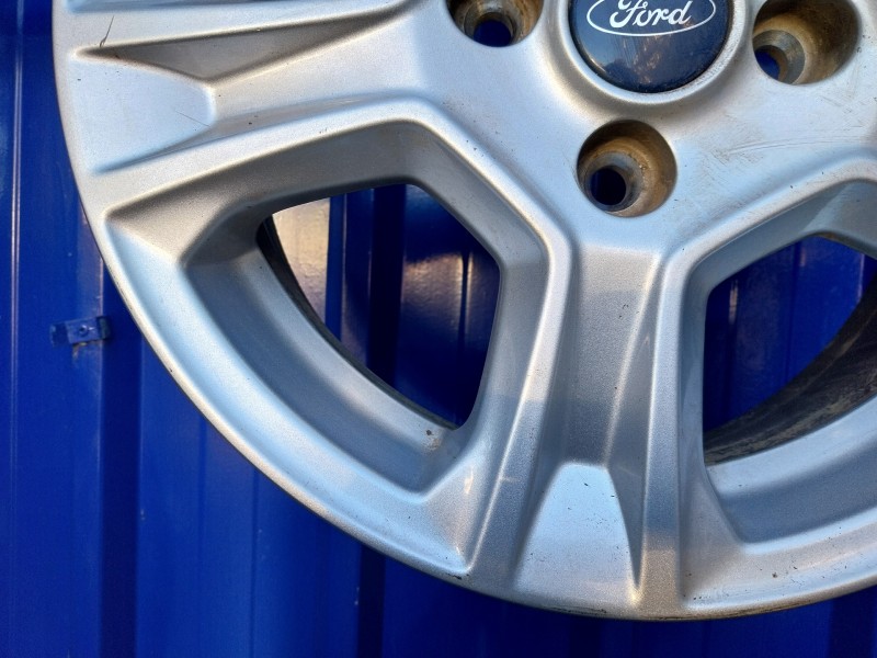 Recambio de llanta para ford tourneo courier (c4a) referencia OEM IAM ET75-1007-AB  