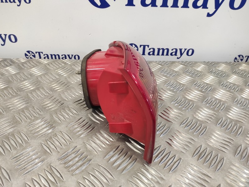Recambio de piloto trasero derecho para alfa romeo 147 (190) 1.9 jtd cat referencia OEM IAM   