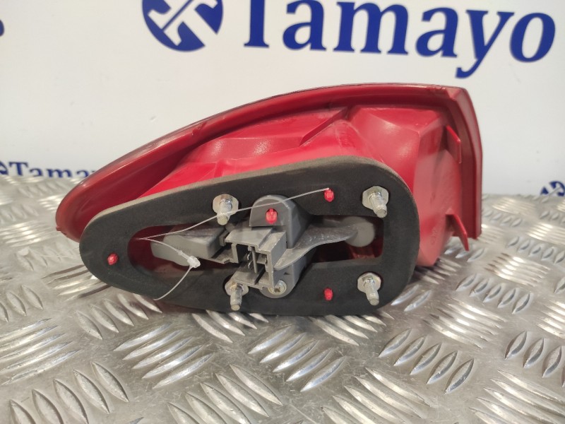 Recambio de piloto trasero derecho para alfa romeo 147 (190) 1.9 jtd cat referencia OEM IAM   
