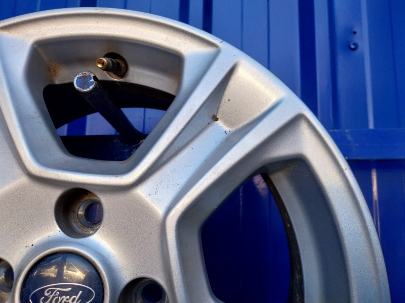 Recambio de llanta para ford tourneo courier (c4a) referencia OEM IAM ET75-1007-AB  