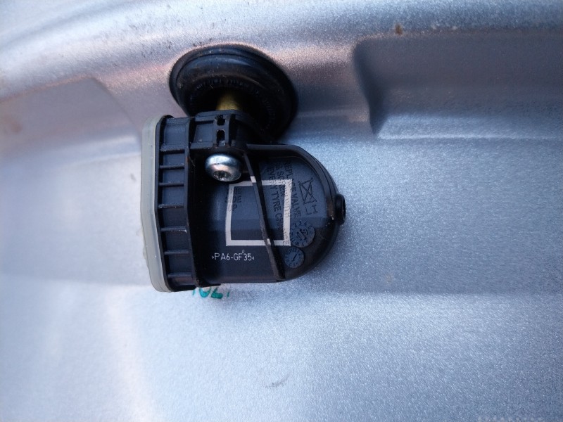 Recambio de llanta para ford tourneo courier (c4a) referencia OEM IAM ET75-1007-AB  