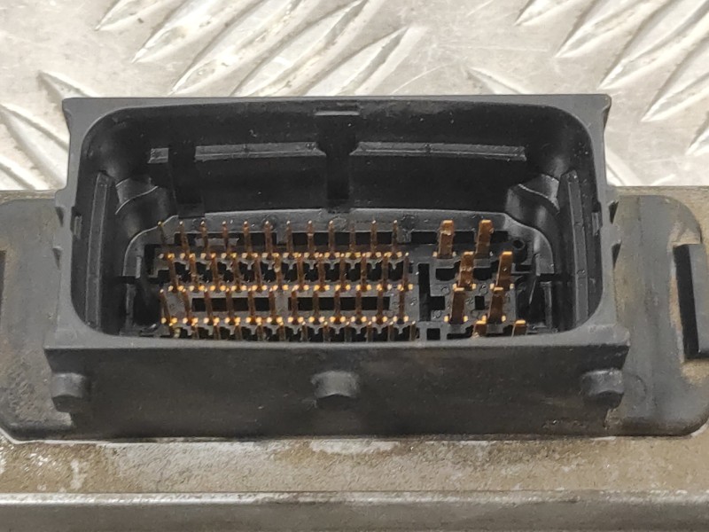 Recambio de centralita motor uce para opel meriva 1.7 16v cdti referencia OEM IAM 8980003220  1125000200