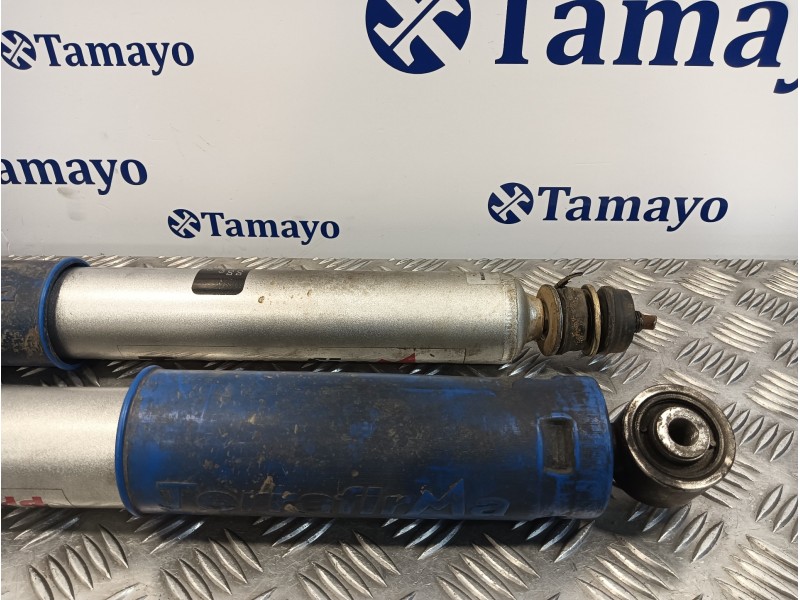 Recambio de juego amortiguadores trasero para land rover range rover (lp) 2.5 turbodiesel referencia OEM IAM   