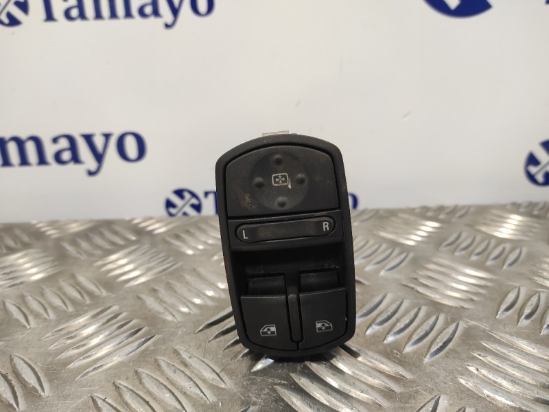 Recambio de mando elevalunas delantero izquierdo para opel corsa d 1.3 16v cdti referencia OEM IAM 13258521AA  315625731