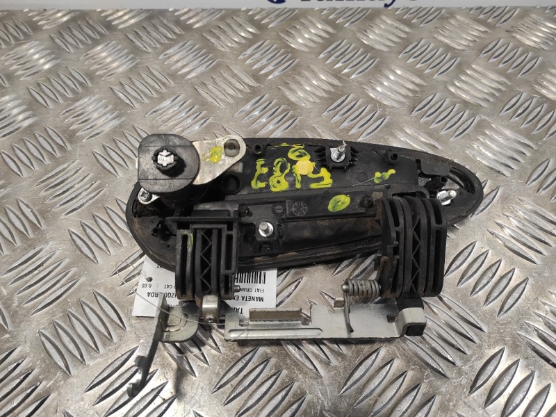 Recambio de maneta exterior delantera izquierda para fiat grande punto (199) 1.3 16v jtd cat referencia OEM IAM   
