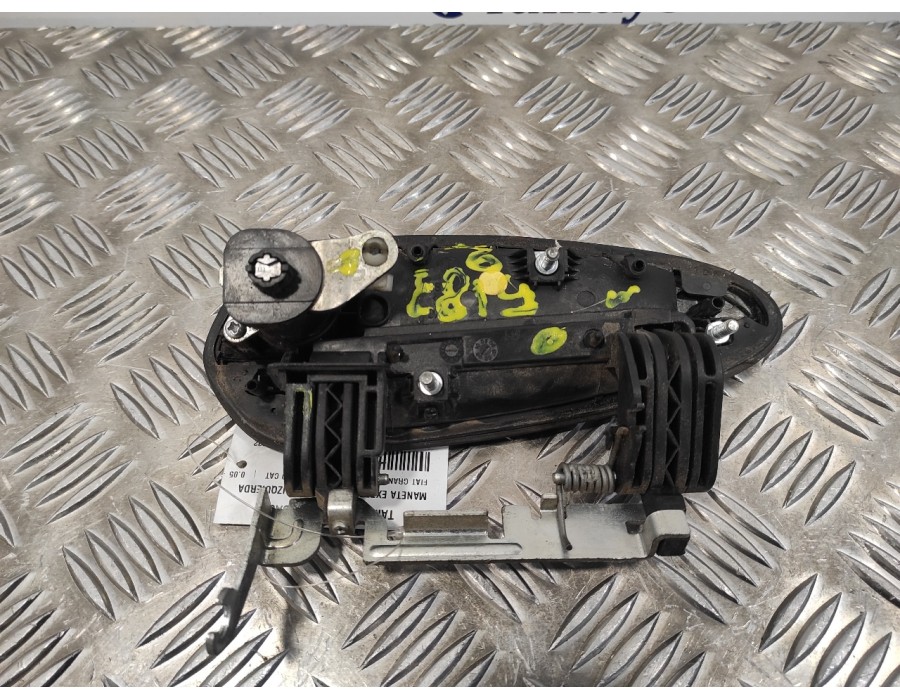 Recambio de maneta exterior delantera izquierda para fiat grande punto (199) 1.3 16v jtd cat referencia OEM IAM   