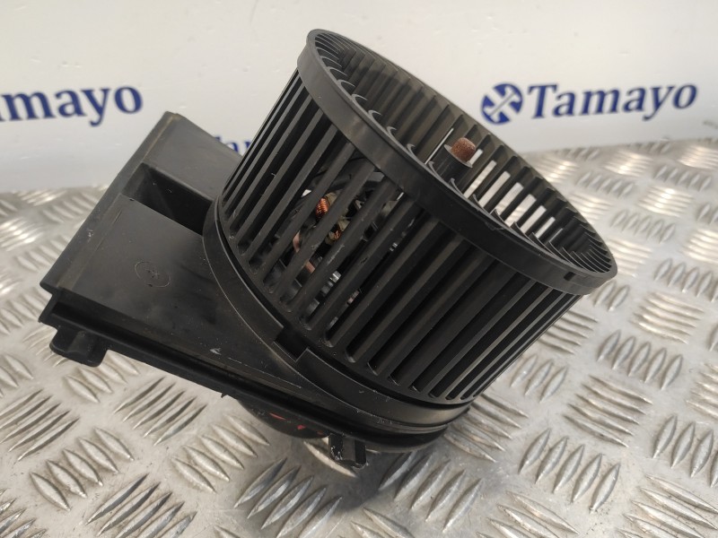 Recambio de motor calefaccion para volkswagen golf iv berlina (1j1) 1.6 referencia OEM IAM 1J1819021B  F657877G