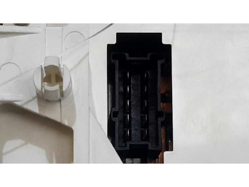 Recambio de mando climatizador para mercedes-benz clase a (w168) 1.6 cat referencia OEM IAM 1688300485  
