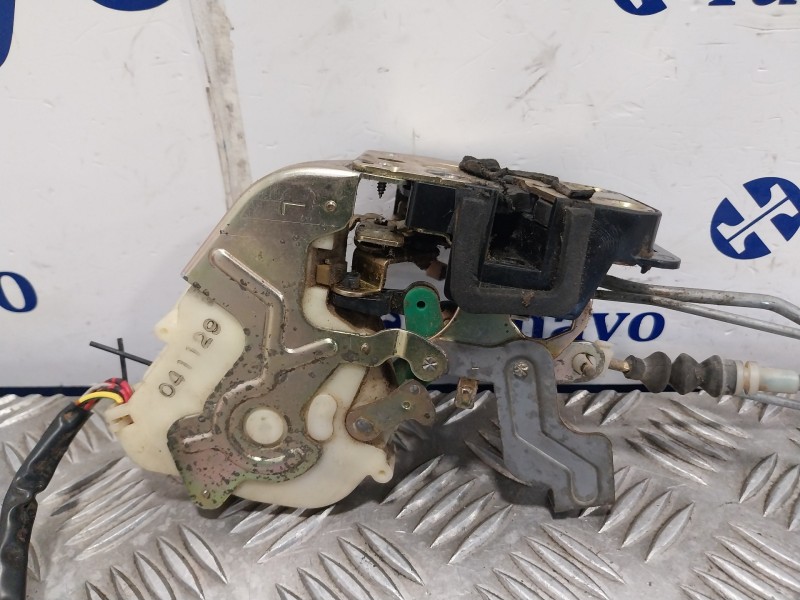 Recambio de cerradura puerta delantera izquierda para kia sorento 2.5 crdi cat referencia OEM IAM   