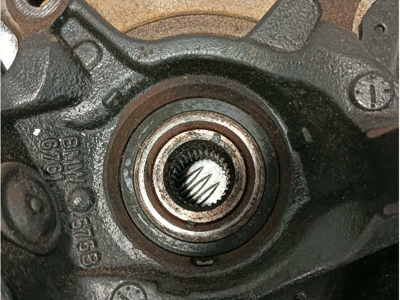 Recambio de mangueta delantera derecha para bmw x5 (e53) referencia OEM IAM 6761575B  
