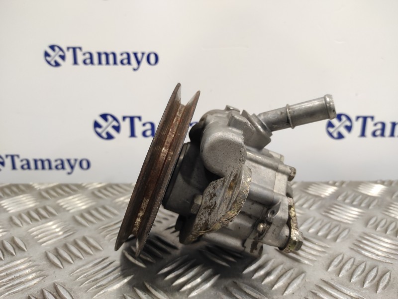 Recambio de bomba direccion para nissan trade 100 3.0 turbodiesel referencia OEM IAM 7691332118  