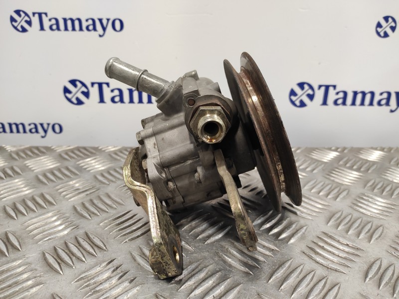 Recambio de bomba direccion para nissan trade 100 3.0 turbodiesel referencia OEM IAM 7691332118  